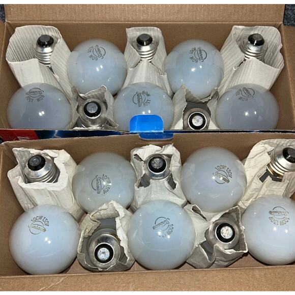 Sunbeam MIghty Bulb Soft White 10 Bulb 60 Watt & 10 Bulb 100 Watt New Old Stock - Picture 2 of 3